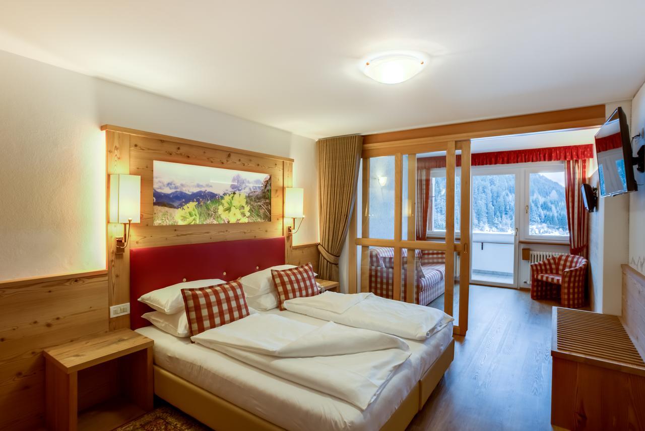 Astor Suites B&B Selva di Val Gardena Extérieur photo