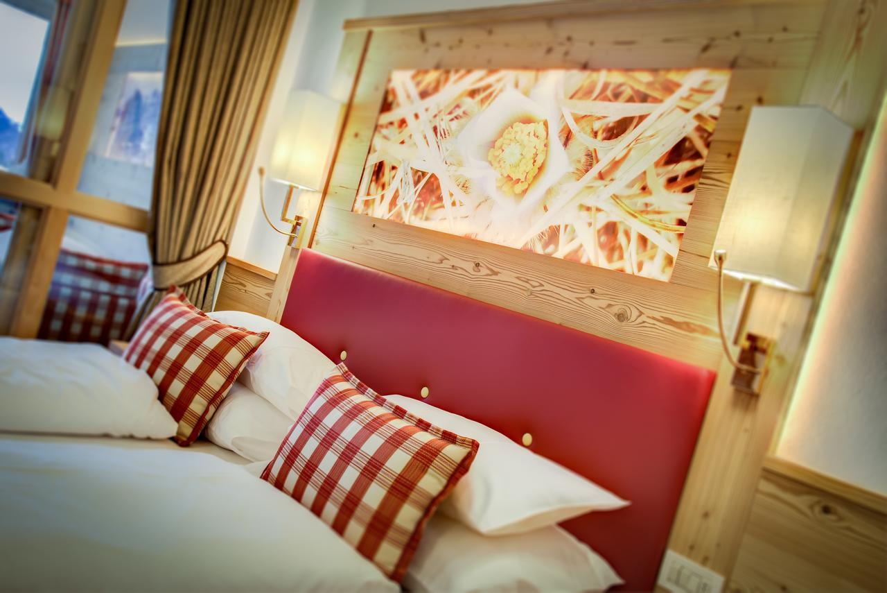 Astor Suites B&B Selva di Val Gardena Extérieur photo
